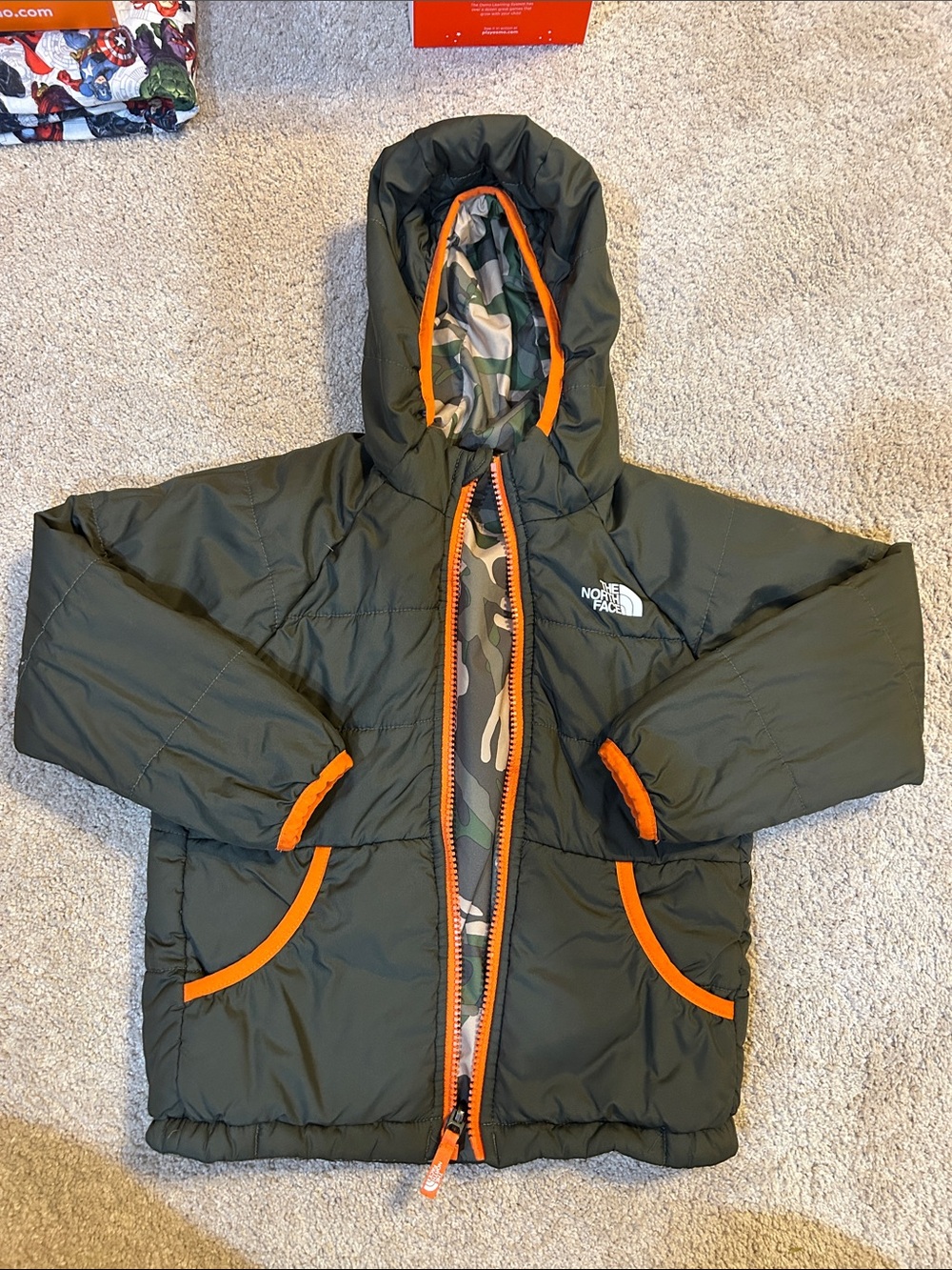 Kids The North Face Olive and Camo Puffer Jacket (Reversible)